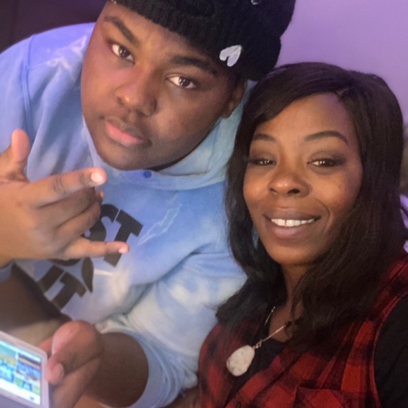 Meet your Posher, 🎀LaKish🎀 - Picture 6 of 10